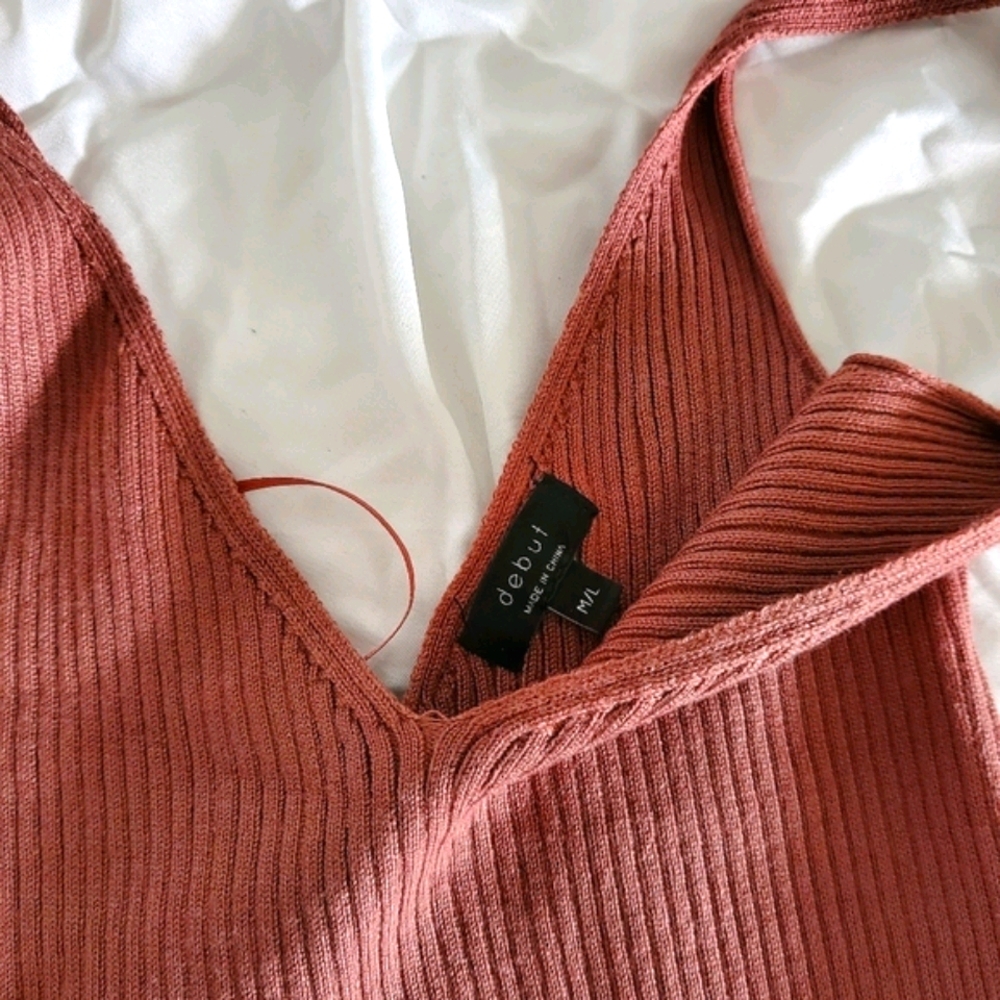 Nude top - Picture 2 of 3